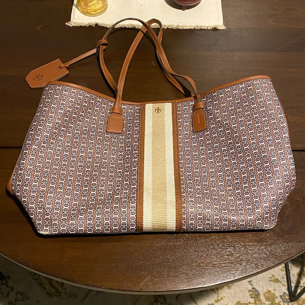 Tory Burch Gemini Link Canvas Tote